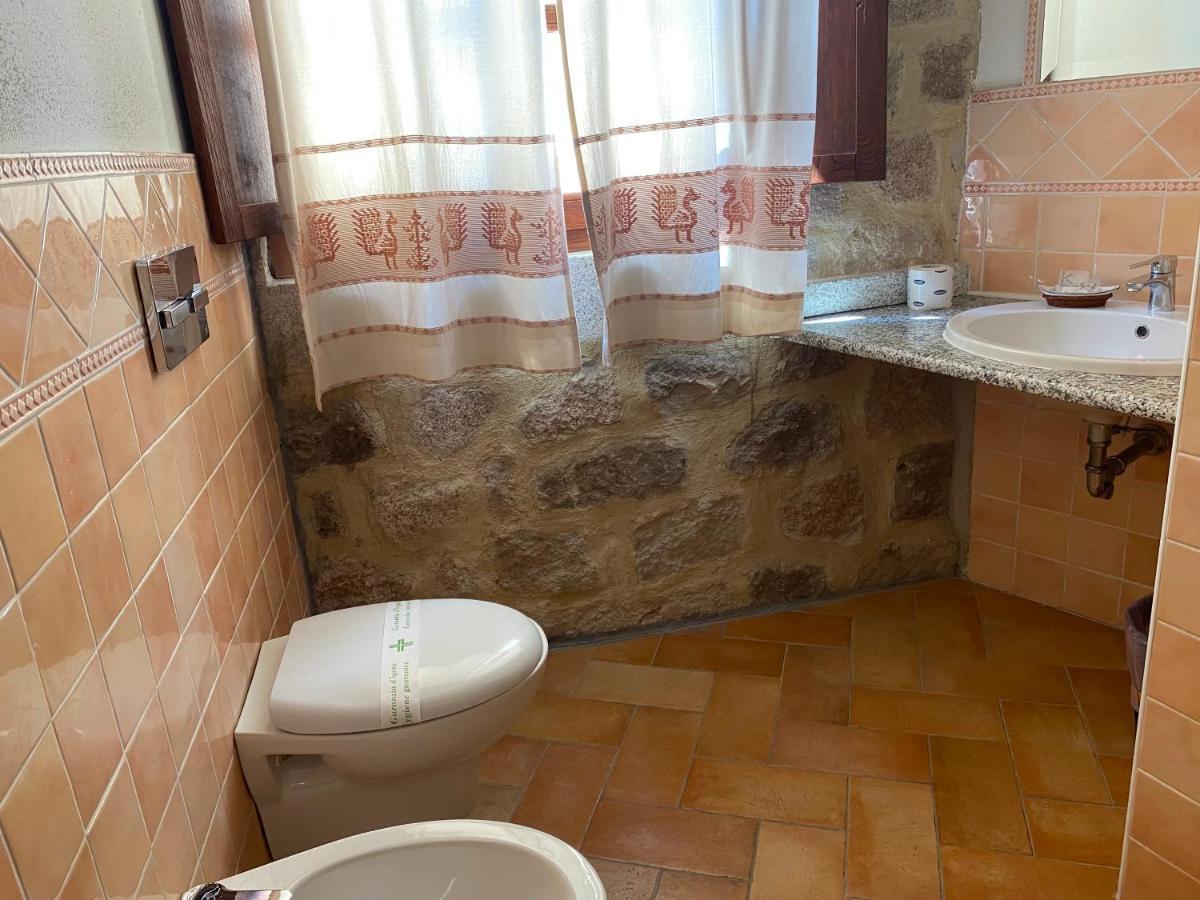 Hotel Bed And Bike Antico Mulino Aglientu Exterior foto